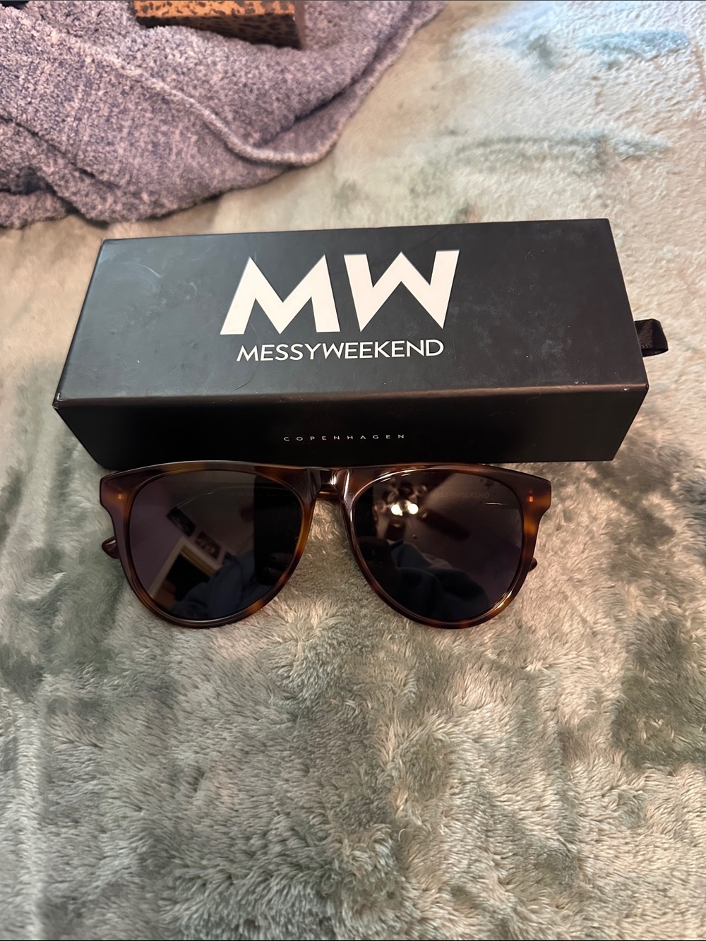 Women's Tortoise Shell Sunglasses - Classic Brown